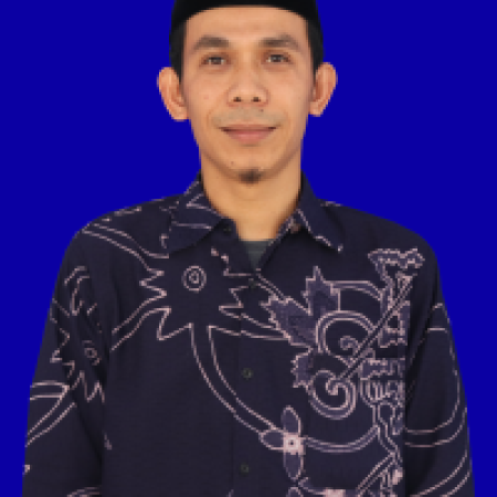 M.-Roni-Hidayatulloh-.Pd-Bahasa-Indonesia-200x300